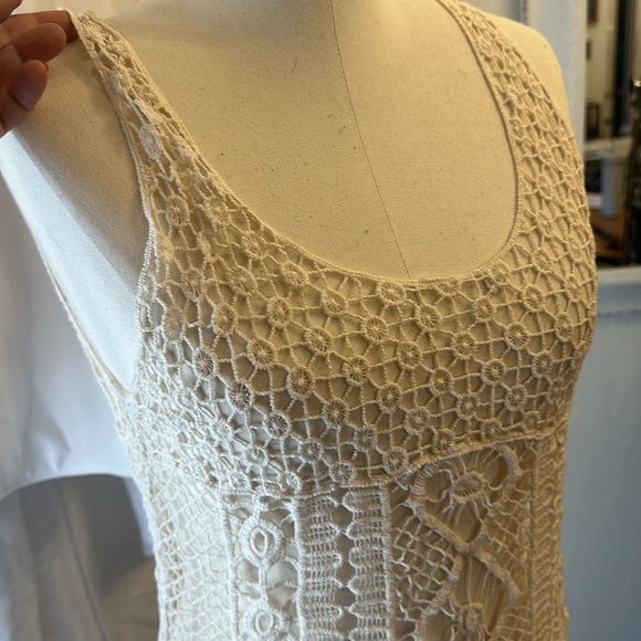 Lace top - Picture 3 of 3